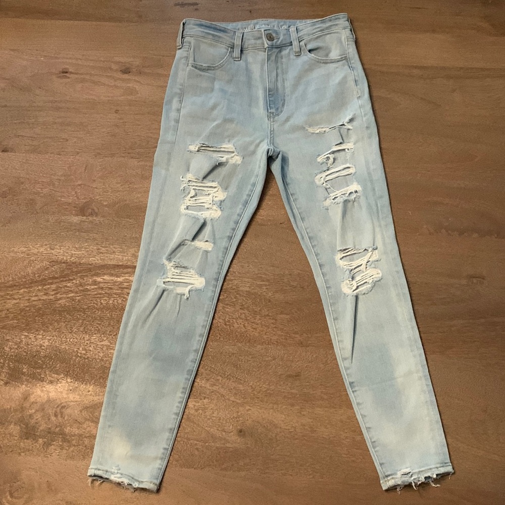 American Eagle Outfitters distressed light jeggings